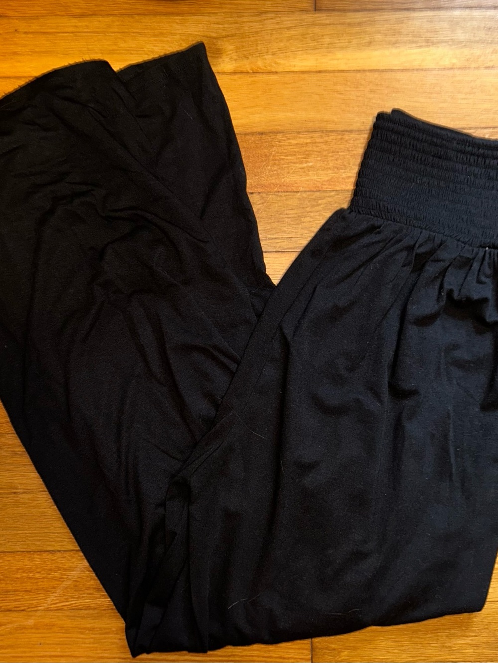 Black Women's Wide Leg Smocked Waist Pants